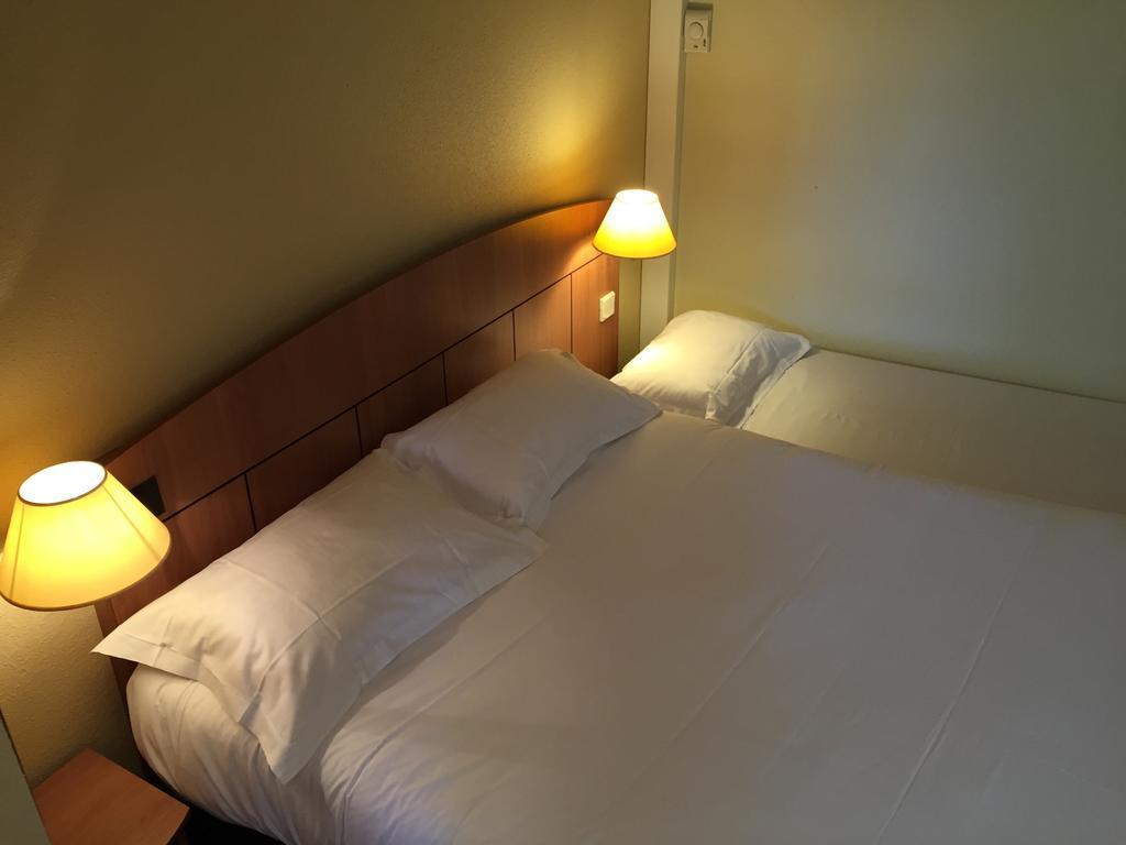 סן-ג'ניס-פולי Kyriad Geneve St-Genis-Pouilly מראה חיצוני תמונה