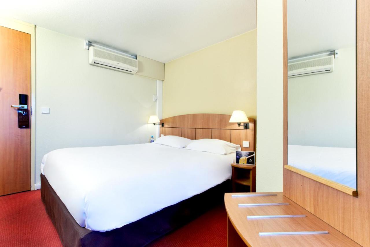 סן-ג'ניס-פולי Kyriad Geneve St-Genis-Pouilly מראה חיצוני תמונה